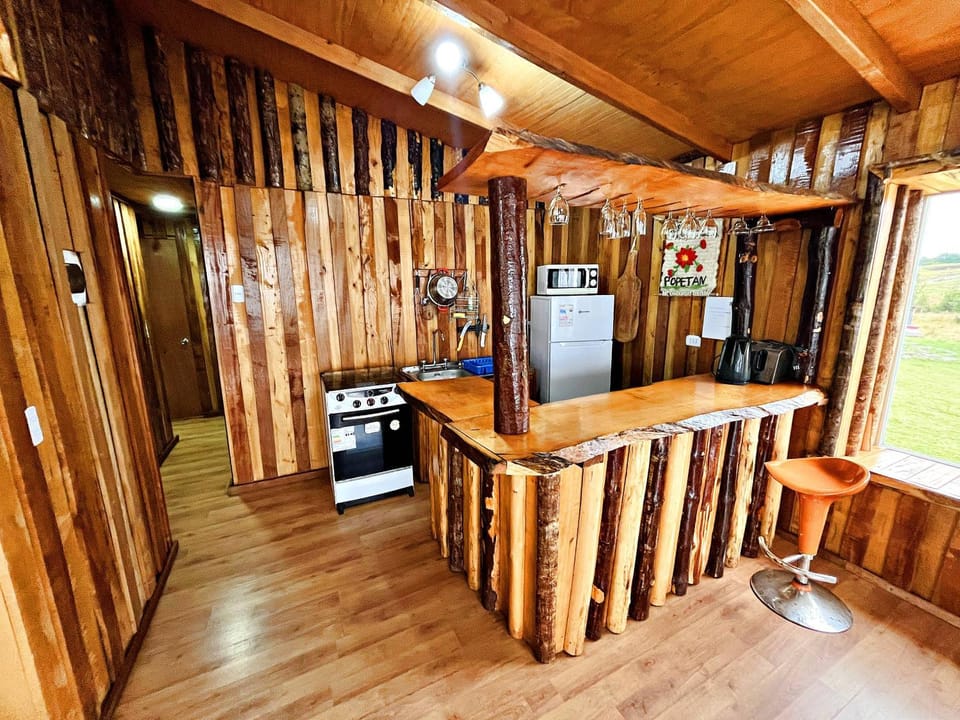 Cabañas Chiloé Quemchi Laguna Popétan House in Los Lagos, Chile