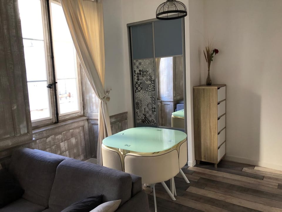 Historic Center and Port of Vannes Apartment in Séné