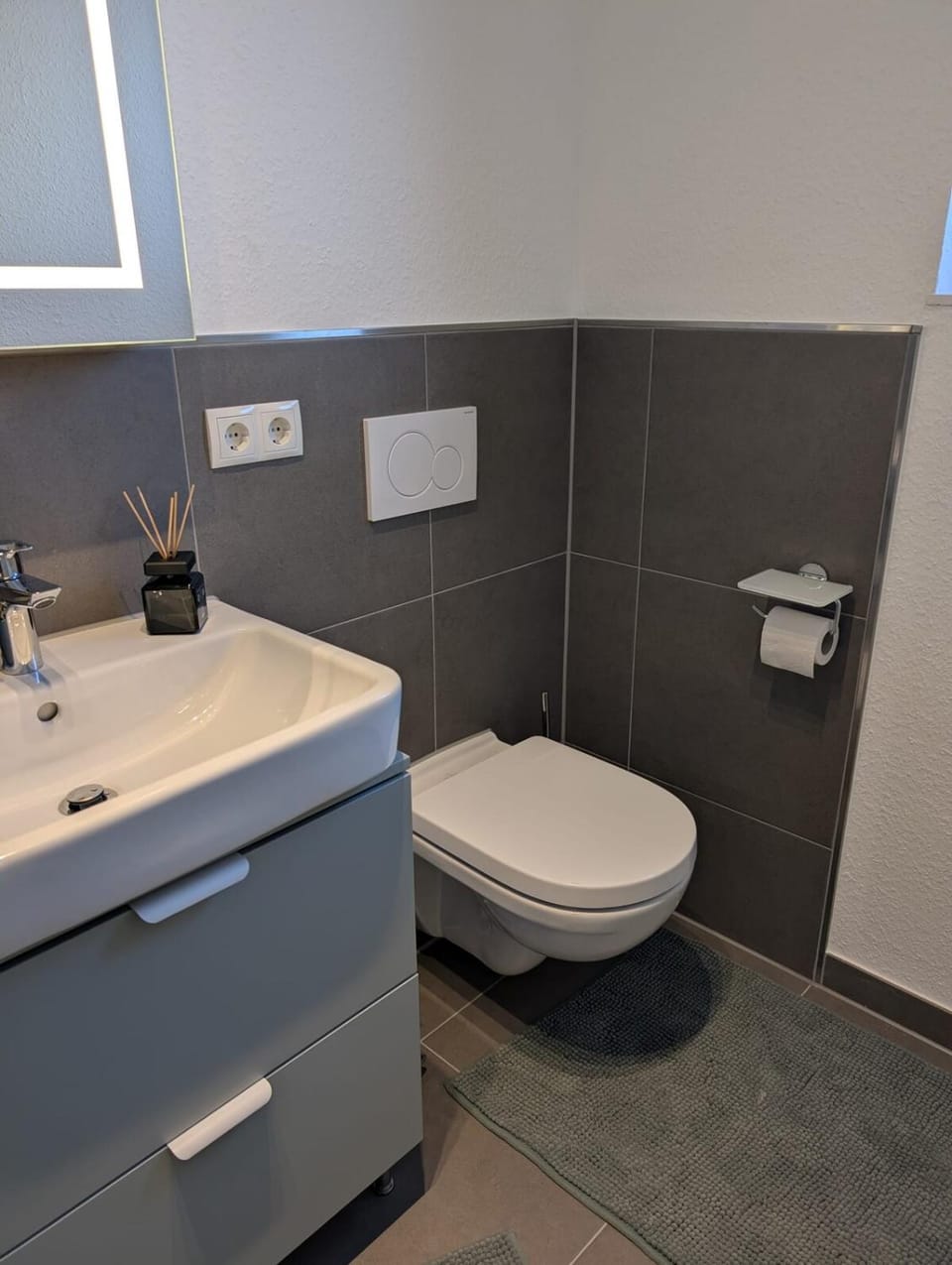 Toilet, Bathroom