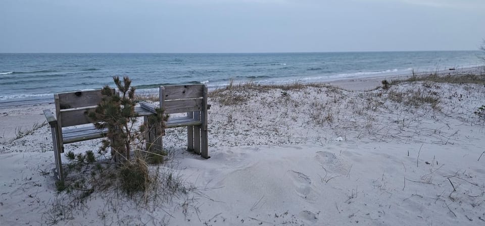 Ocean Breeze next to the Beach House in Skåne County