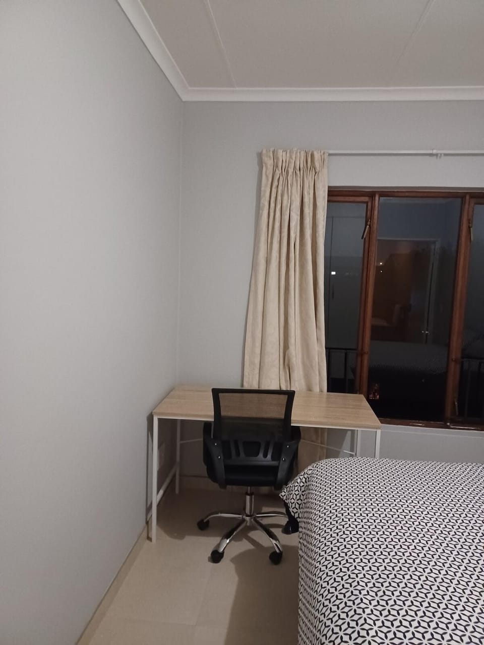 Sanctuary at Waterfall Apartment in Sandton