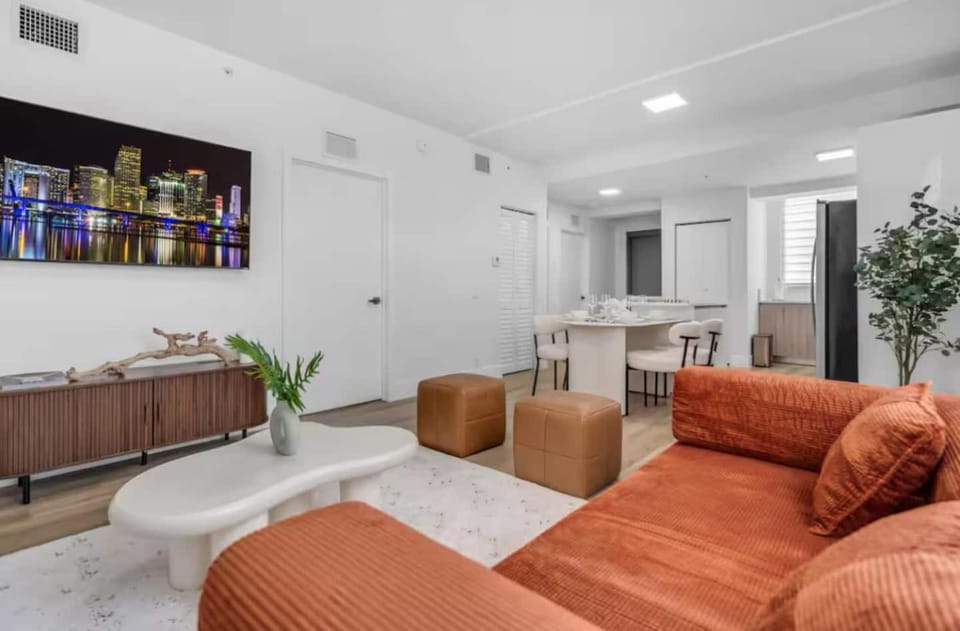 Central Location 2BR 2 BA #101 Apartment in Miami