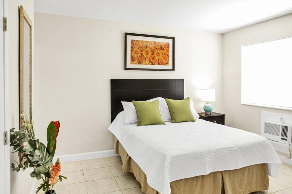 Mimo 9 Great Spot - Free Parking - Fast WiFi - Kitchen Apartment in Miami