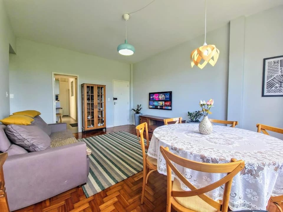 Lux 37 - Rio Spacious for 7 prime location Apartment in Rio de Janeiro
