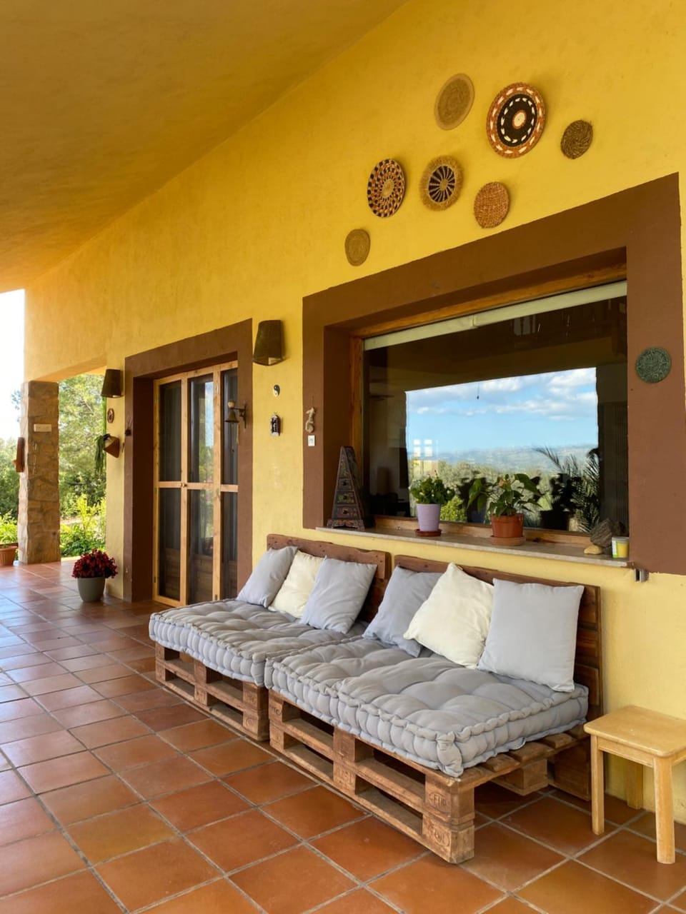 Off site, Balcony/Terrace