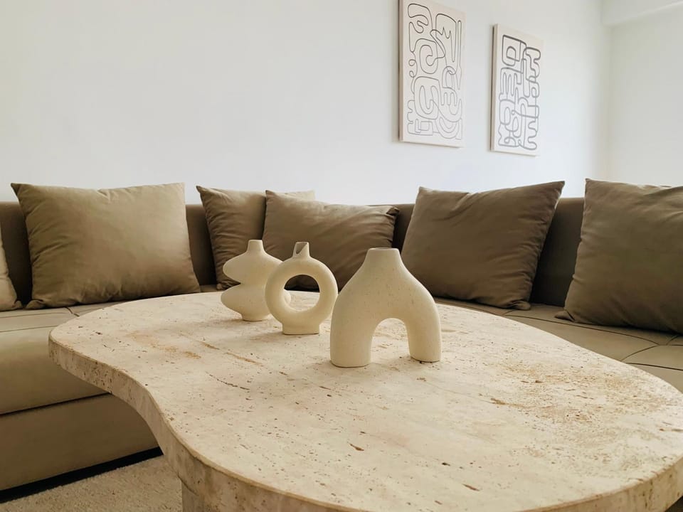 Living room, Decorative detail, Seating area