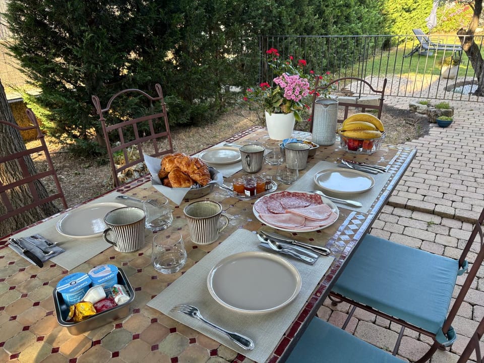 Continental breakfast