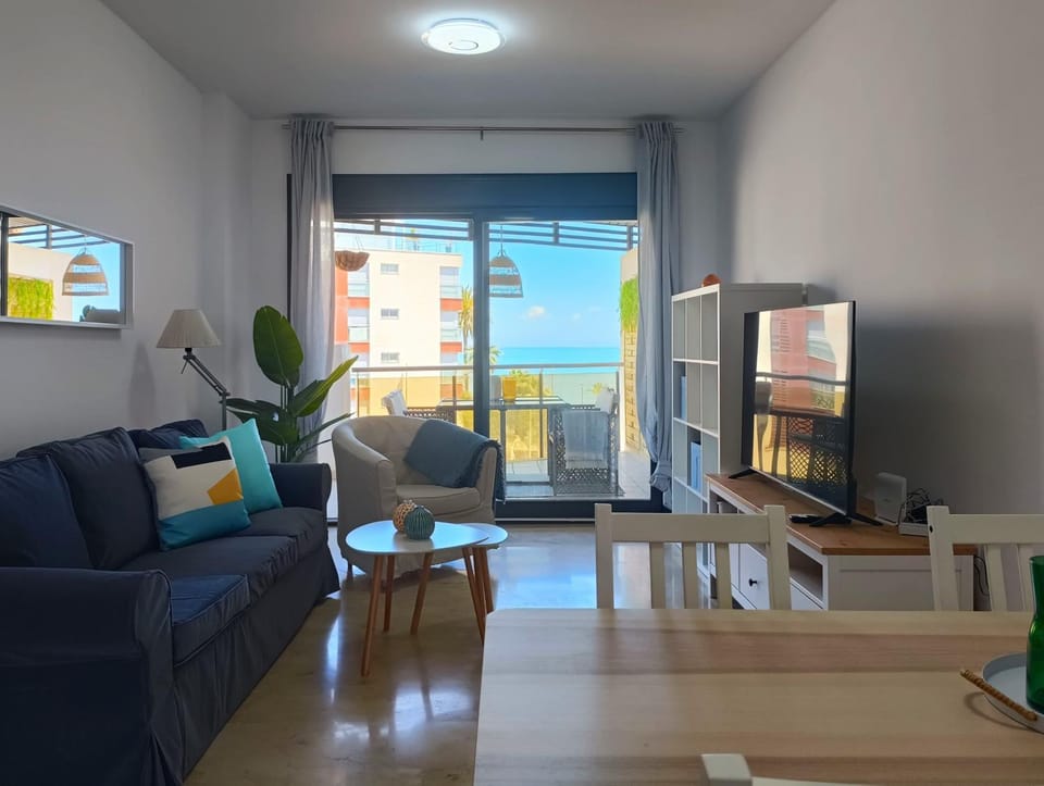 Alkan Suites con terraza en 1º linea de playa y piscina Apartment in La Alpujarra