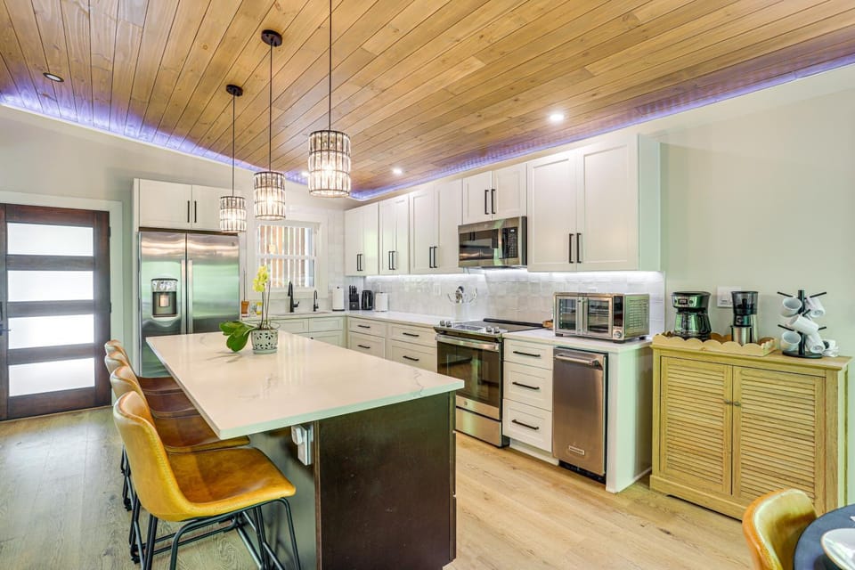 Lake Lanier Living! Retreat w/ Dock, Deck & Sauna House in Gainesville