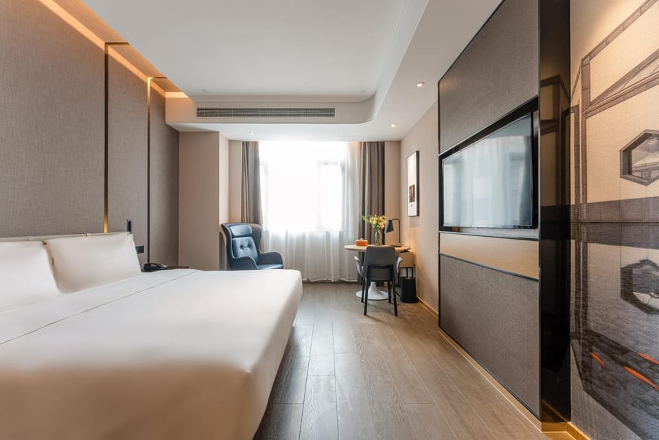 Atour Hotel Suzhou University Town Yuexi Subway Station Hotel in Suzhou
