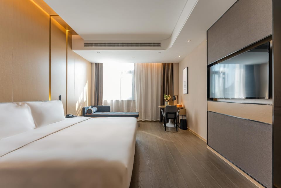 Atour Hotel Suzhou University Town Yuexi Subway Station Hotel in Suzhou