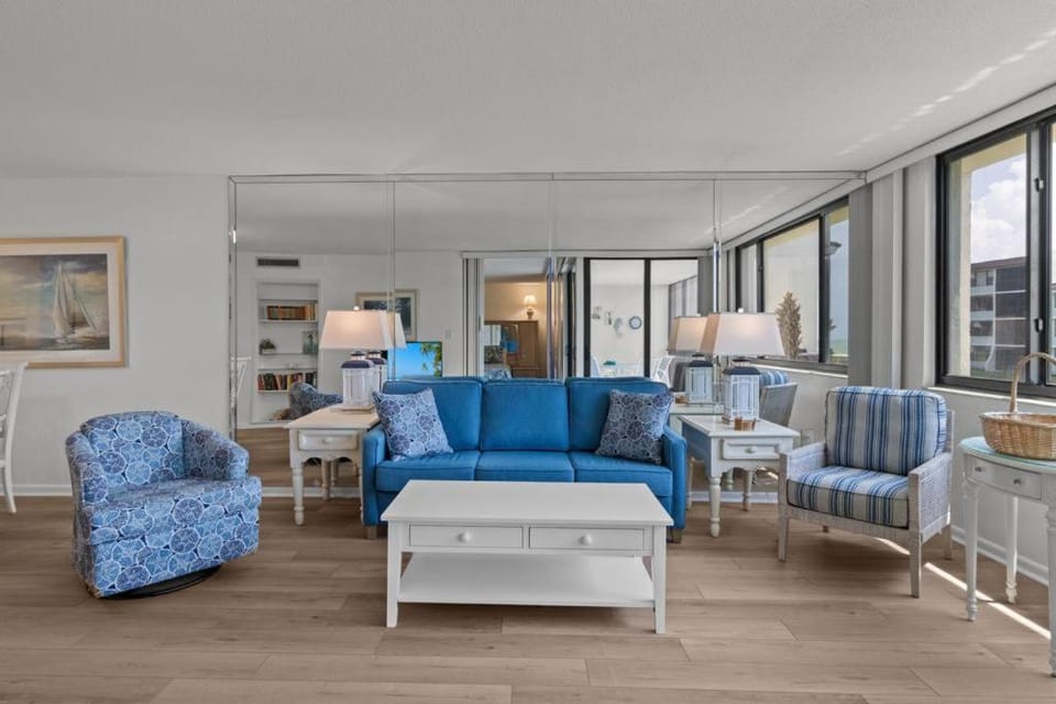Loggerhead Cay 202 House in Sanibel Island
