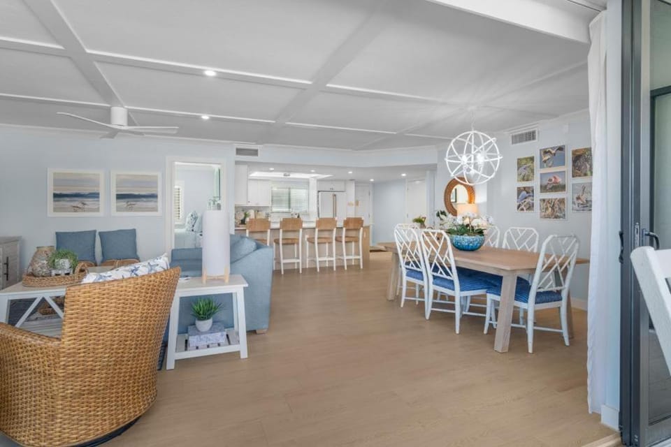 Sundial R206 House in Sanibel Island