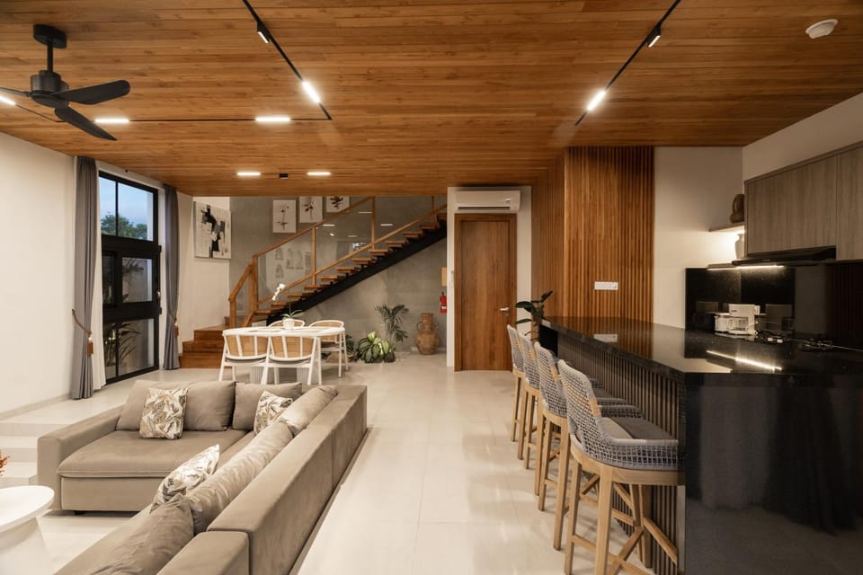 Kitchen or kitchenette, Living room