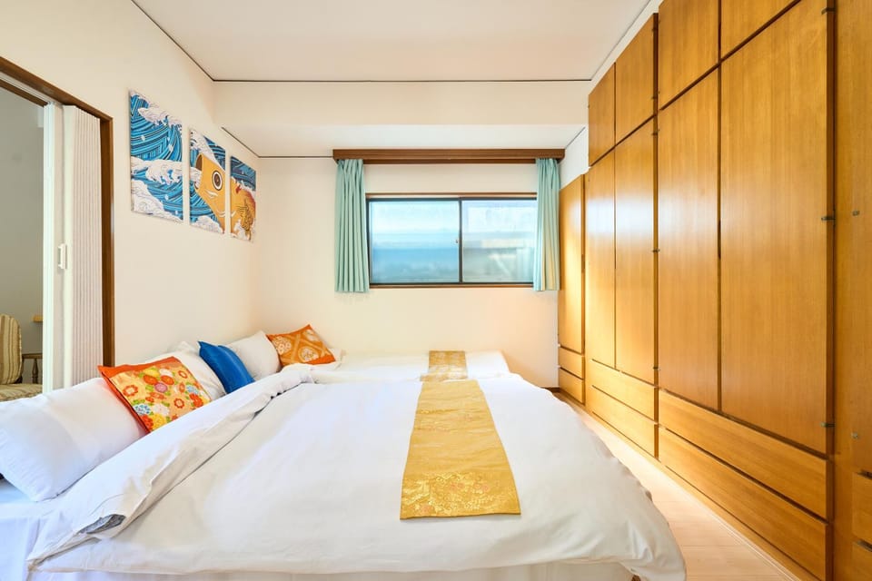 Bed, Bedroom, air conditioner