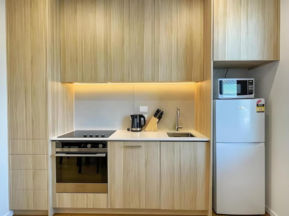 2BR City Townhouse with air con Courtyard and Parking House in Auckland