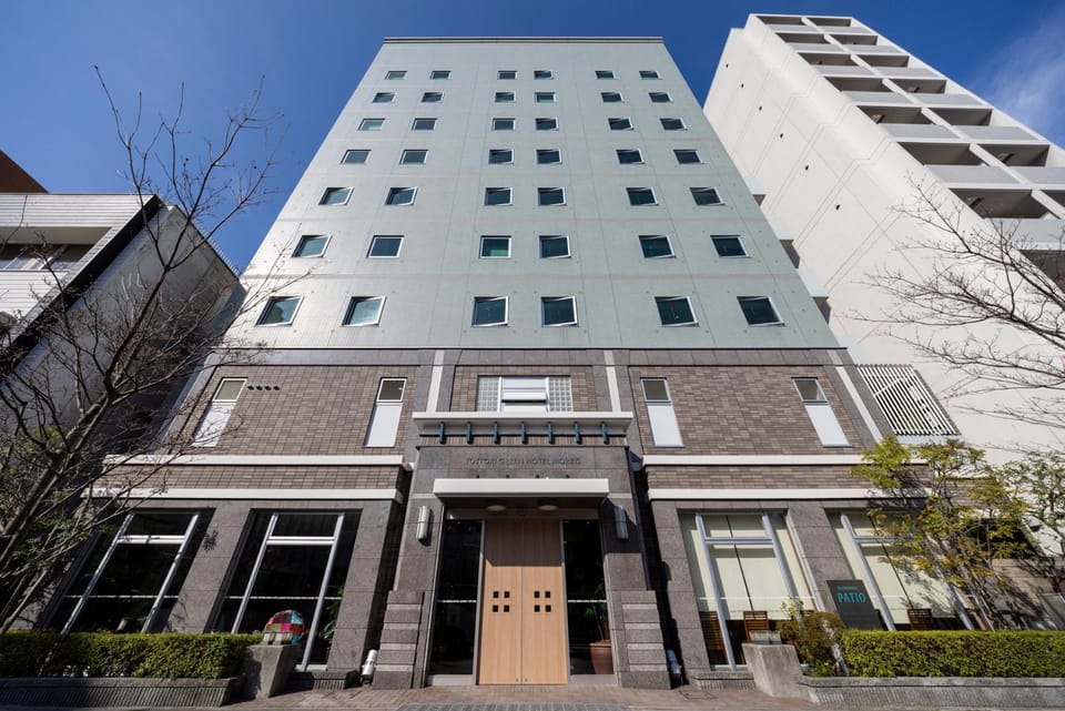 Property building, Day