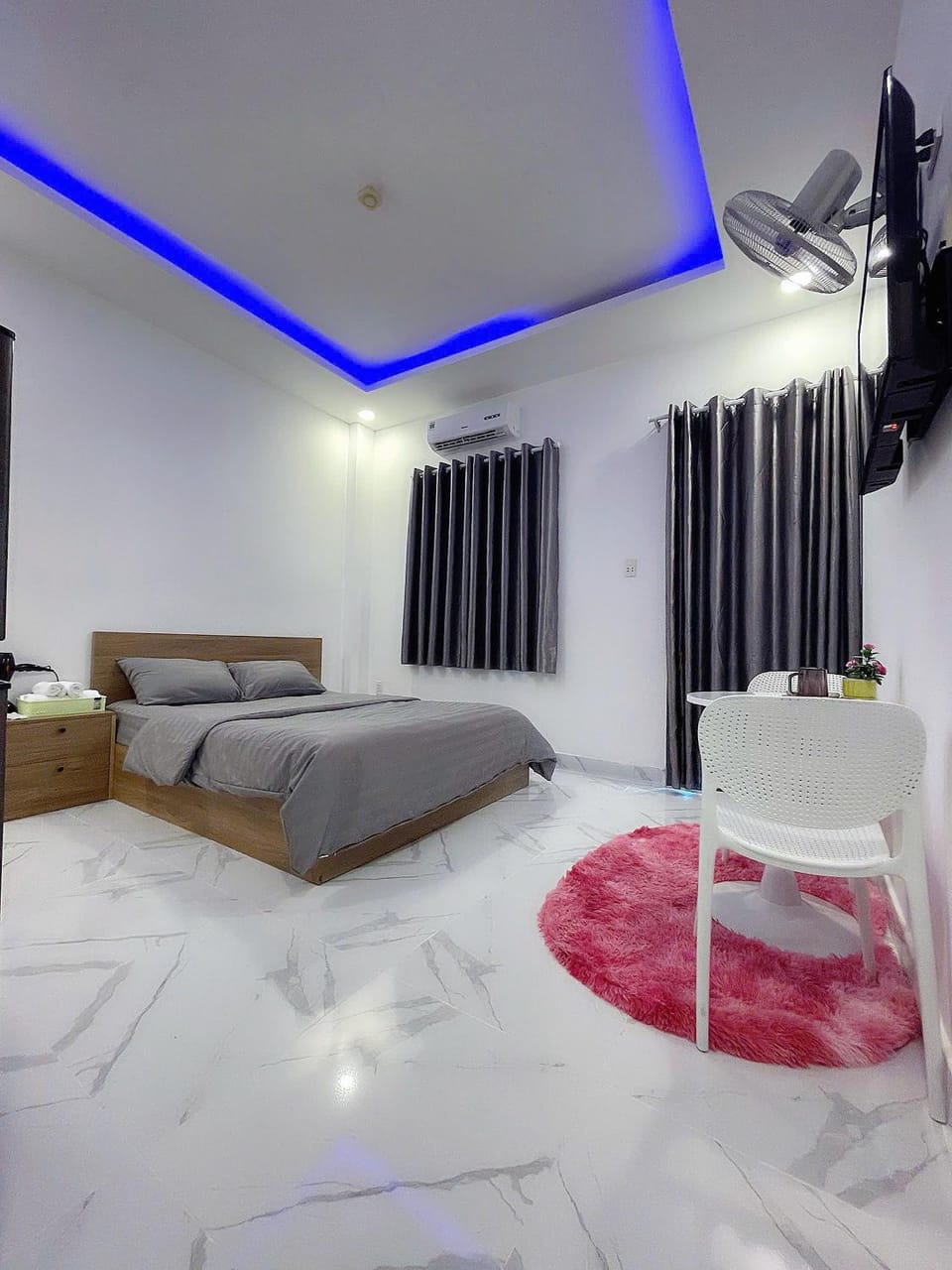GPHOME - walk to bui vien 5 min Apartment in Ho Chi Minh City