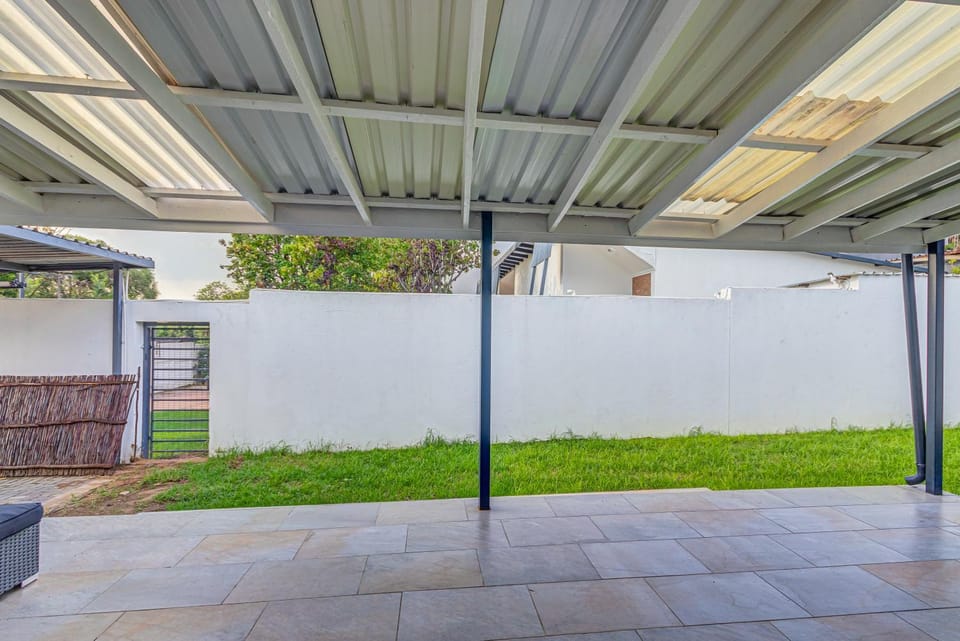 Garden, Garden view