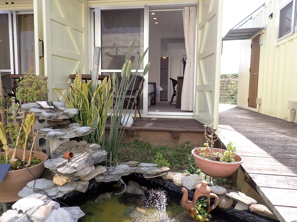 Property building, Day, Garden, Garden, View (from property/room), Balcony/Terrace, Balcony/Terrace, Garden view