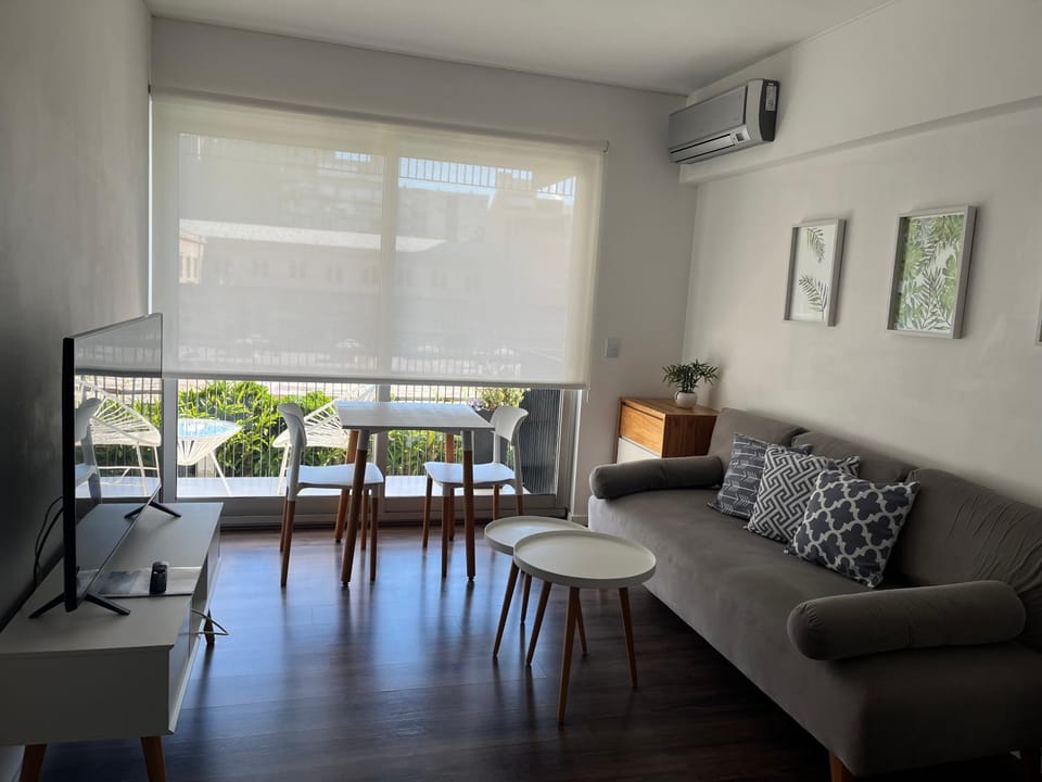 Living room, Seating area, Dining area, air conditioner