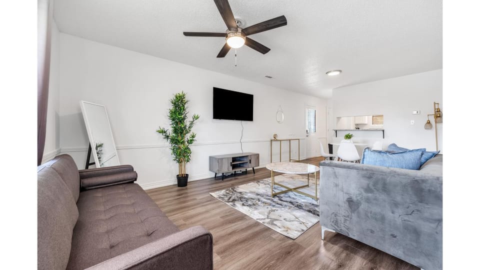 TV and multimedia, Living room, Photo of the whole room