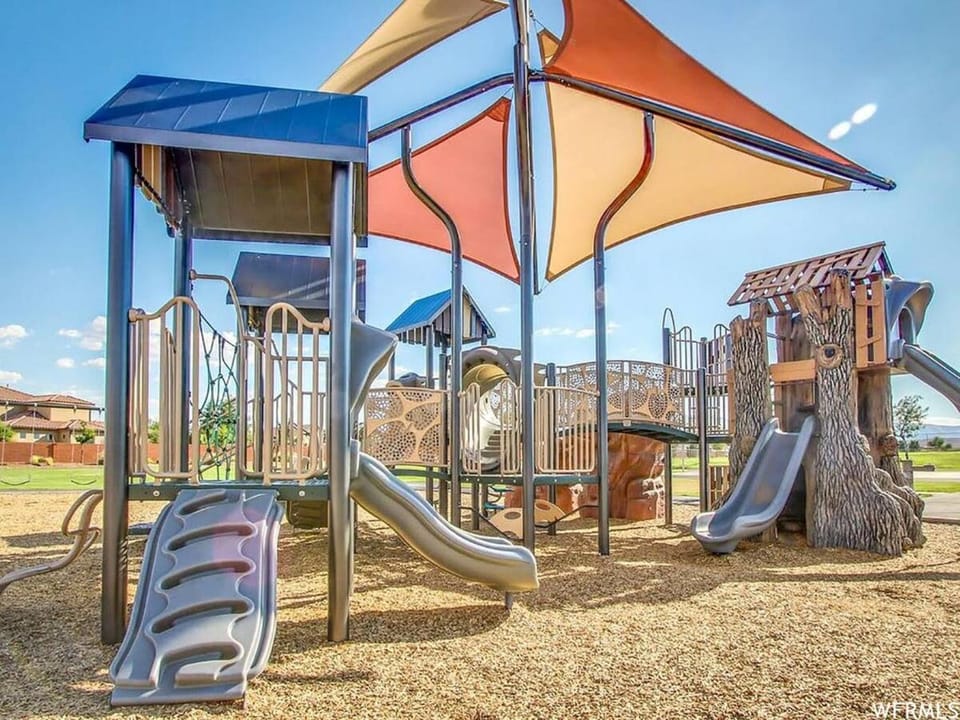 Unwind in Paradise Your Private Southern Utah Oasis for 14 Apartment in Santa Clara