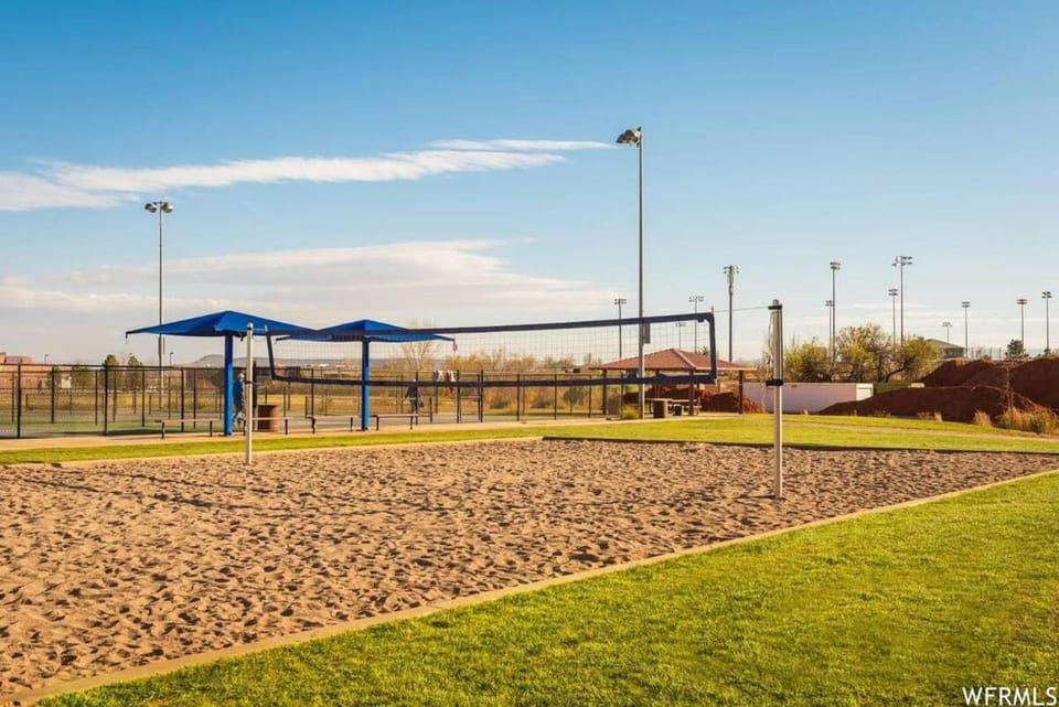 Unwind in Paradise Your Private Southern Utah Oasis for 14 Apartment in Santa Clara