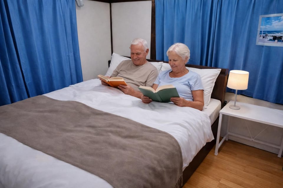 Bed, Photo of the whole room, Bedroom, Guests