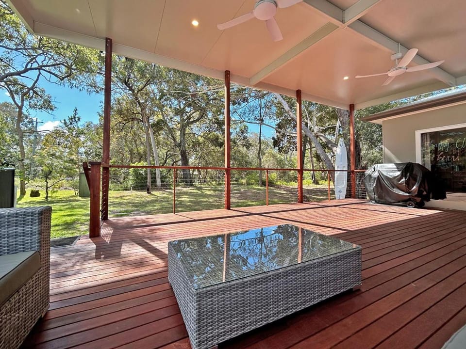 Amity Ohana by Discover Stradbroke House in Amity Point