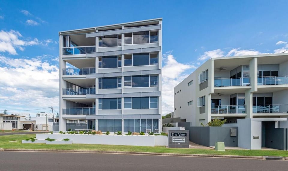 Property building, Street view