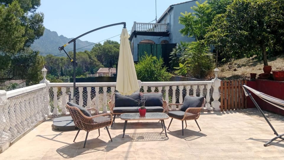 Chalet Barraca d 'Aigües Vives House in Safor