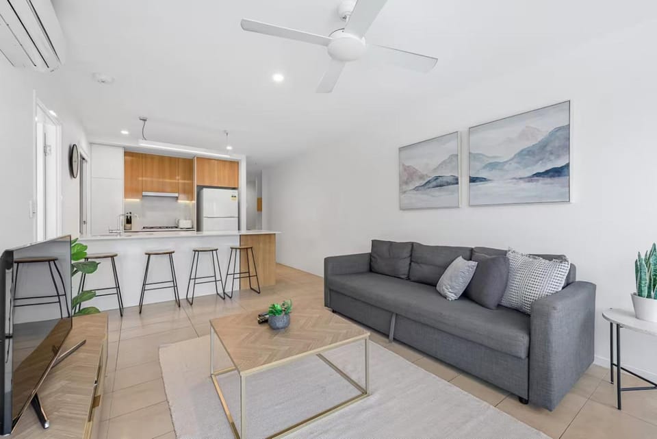 Million Dollar Views and Best Location! Walk to CBD! Apartment in Brisbane City