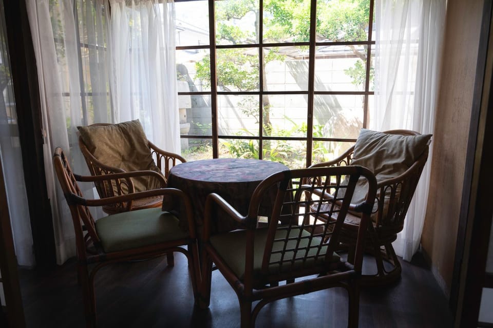Garden, Living room, Seating area
