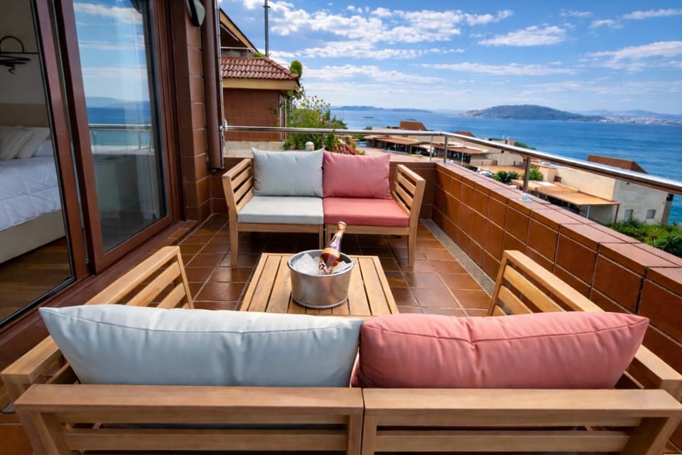 Day, Natural landscape, View (from property/room), Balcony/Terrace