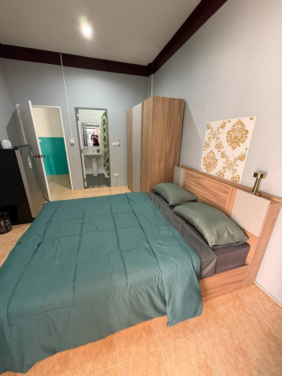 Bed, Photo of the whole room, Bedroom