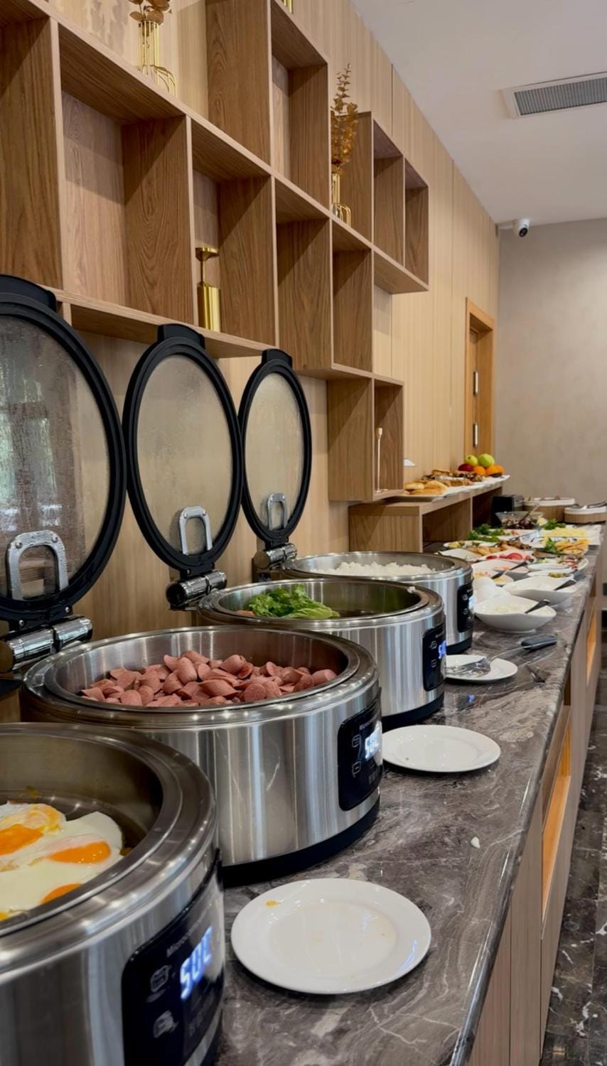 Food, Breakfast, Buffet breakfast
