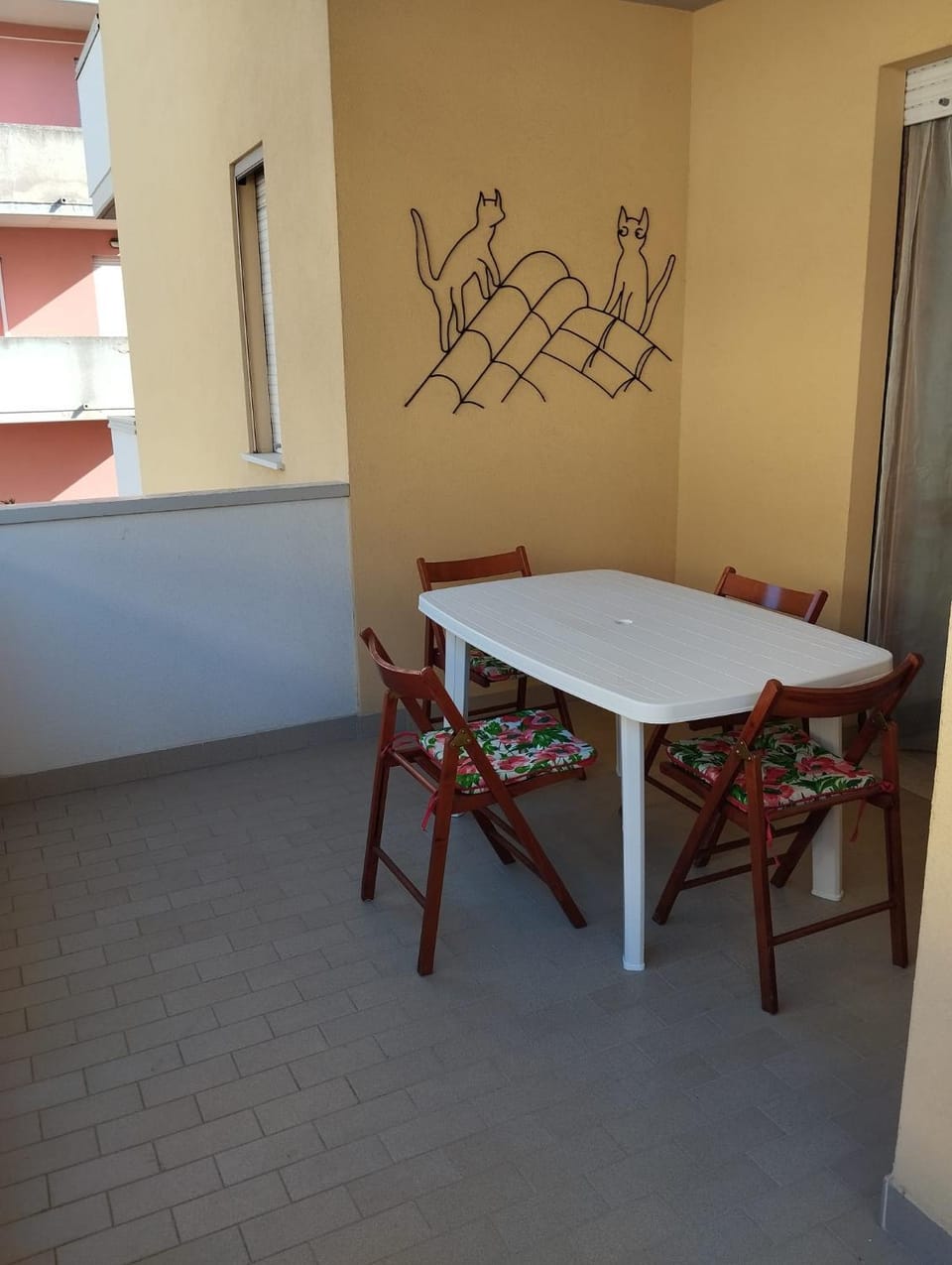 Balcony/Terrace, Dining area