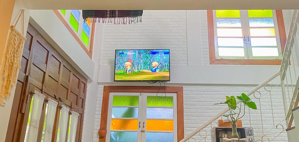 Communal lounge/ TV room, TV and multimedia