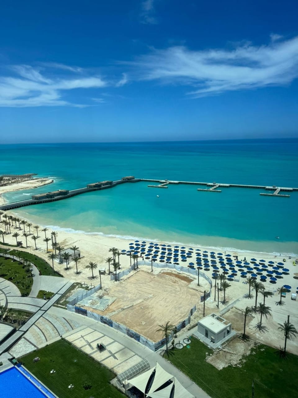 الحي اللاتيني العلمين الجديده علي اللاجون والابراج Latini Apartment in Egypt