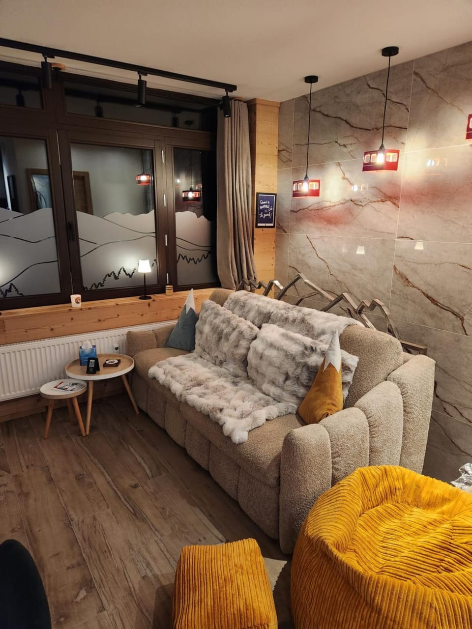 Zalona Altitude Appartement T3 - Emplacement exceptionnel - entrée indépendante - entièrement rénové Apartment in Tignes