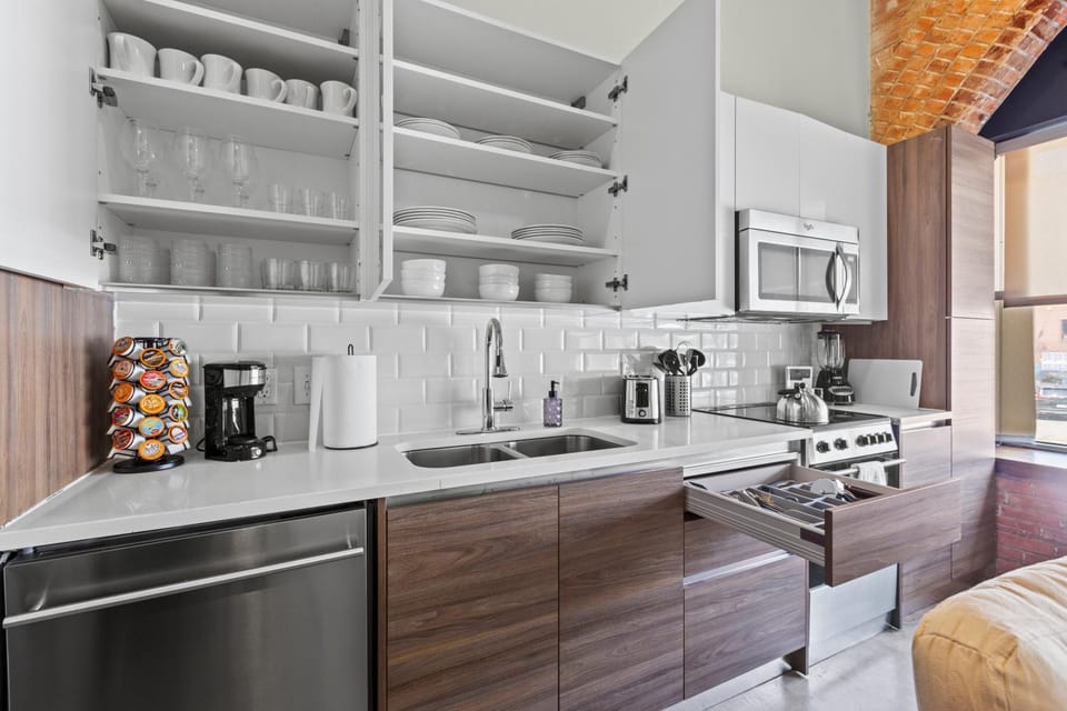 Luxury - Kay Bailey - Free Parking Apartment in Dallas