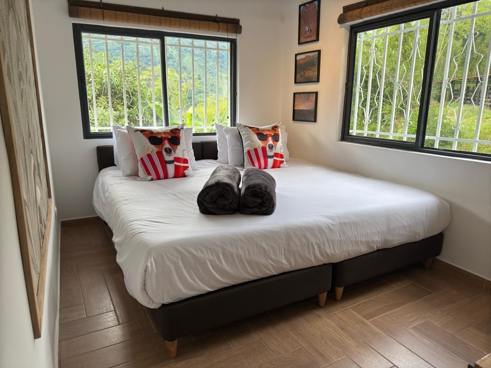 Bed, Bedroom