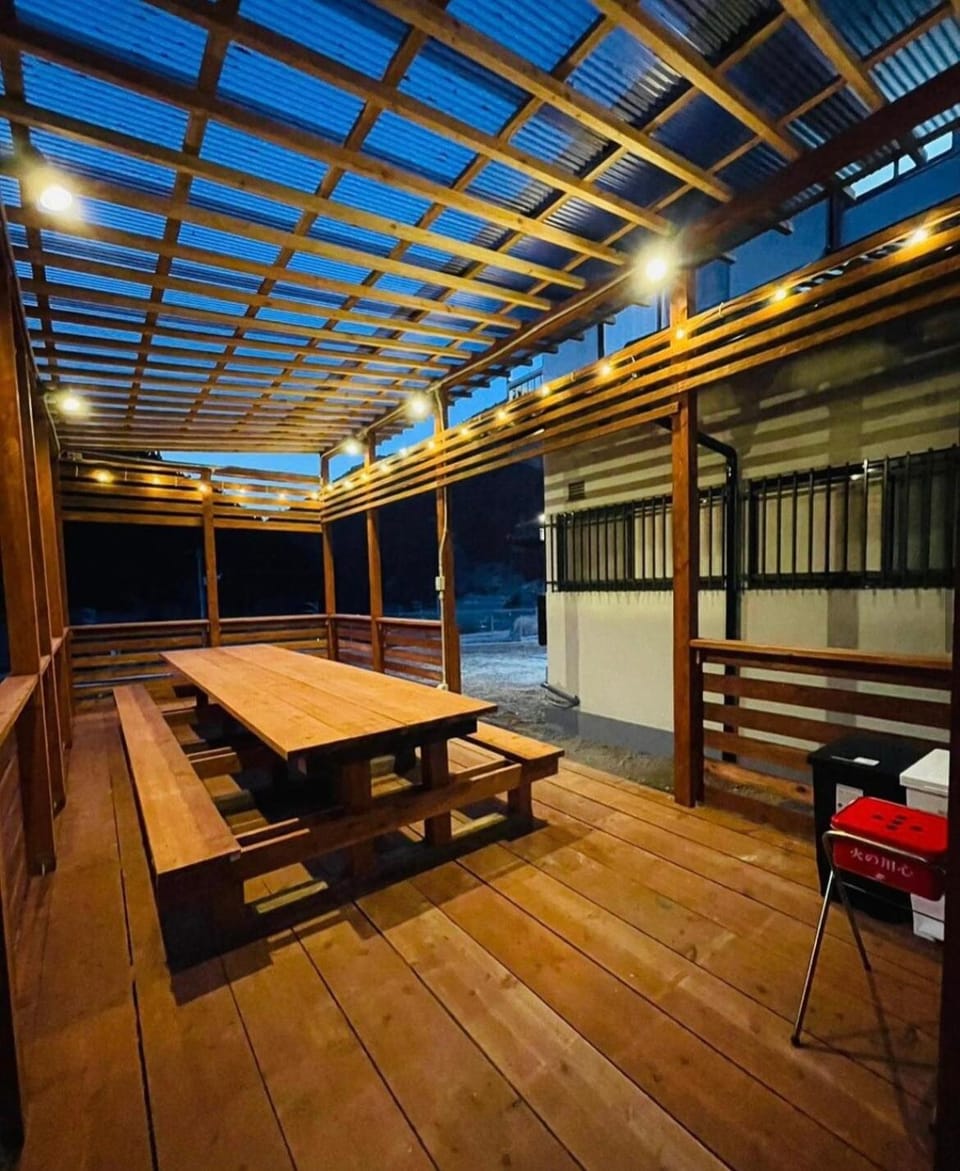Night, Balcony/Terrace