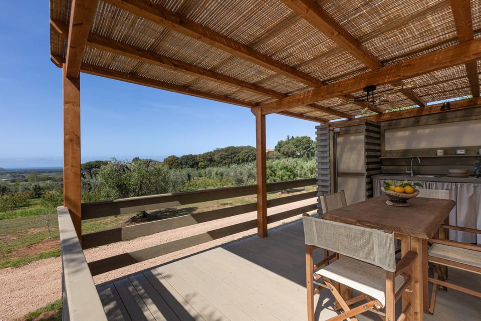 Patio, Day, Natural landscape, View (from property/room), Balcony/Terrace, Balcony/Terrace, Dining area, Sea view