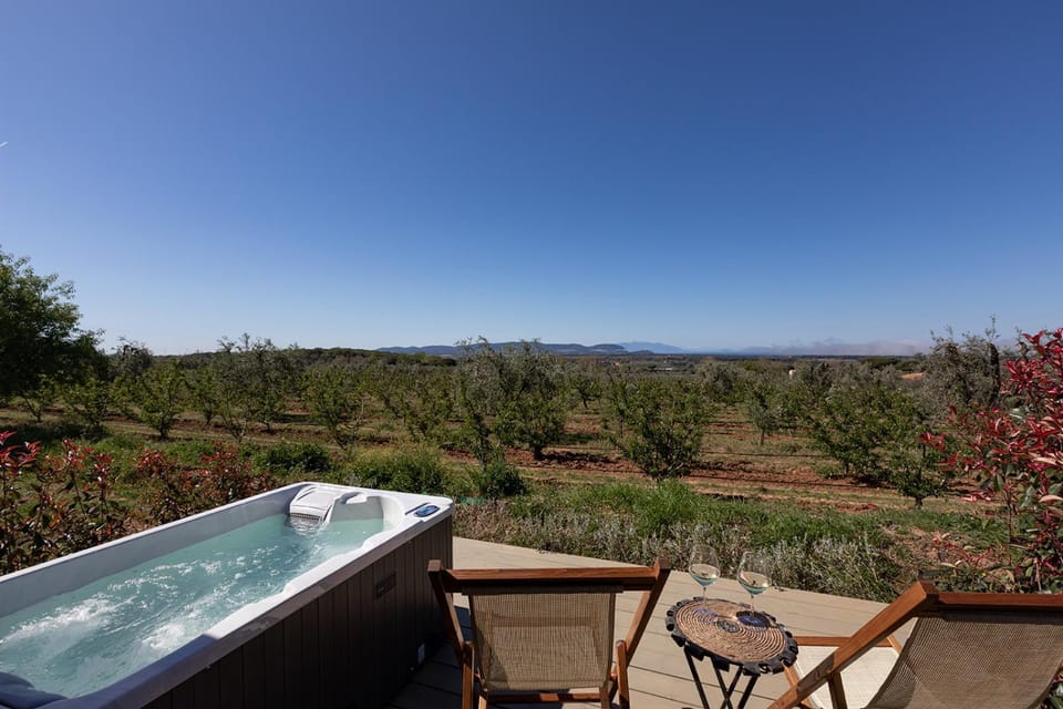 Property building, Day, Natural landscape, Bird's eye view, Summer, Hot Tub, Hot Tub, View (from property/room), Balcony/Terrace, Landmark view, Mountain view, Pool view, Sea view, Swimming pool, sunbed