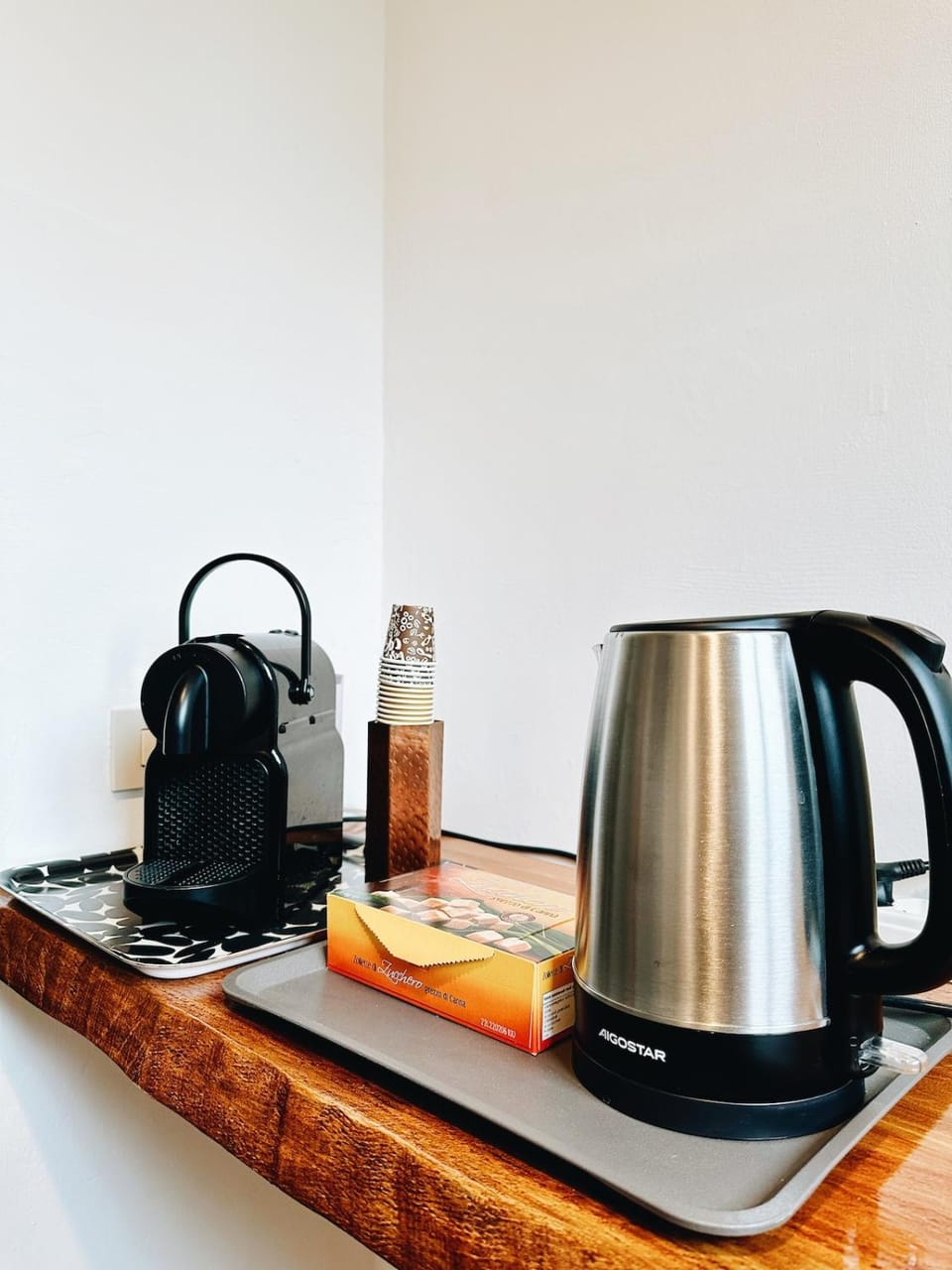 Coffee/tea facilities, Kitchen or kitchenette