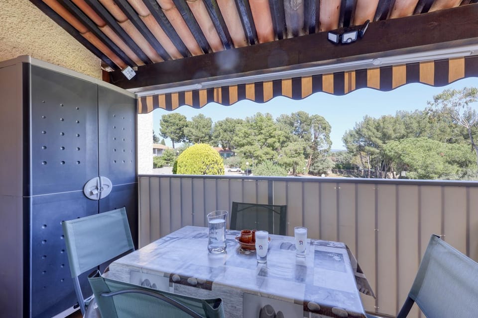 Balcony/Terrace, Dining area