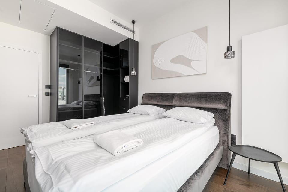 Bed, Photo of the whole room, Bedroom, wardrobe
