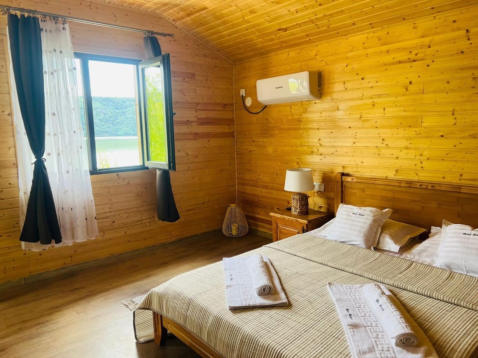 Casa Mont Blanc Bed and Breakfast in Romania